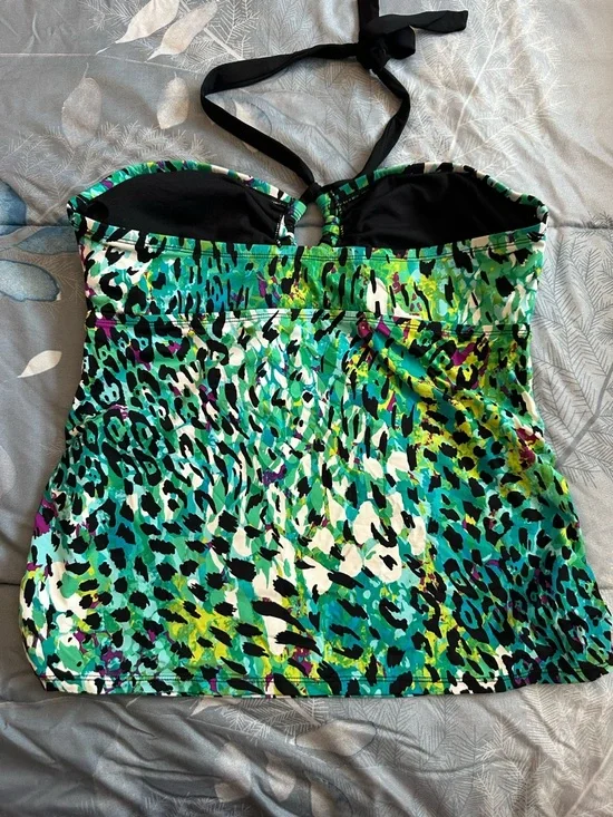 EUC Dana Buchman Black Swim Top with Green and Turquoise Leopard Accents Sz 14 - Picture 2 of 10